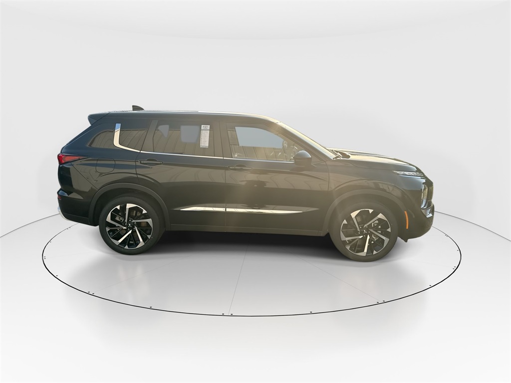 Vehicle image 5 of 36