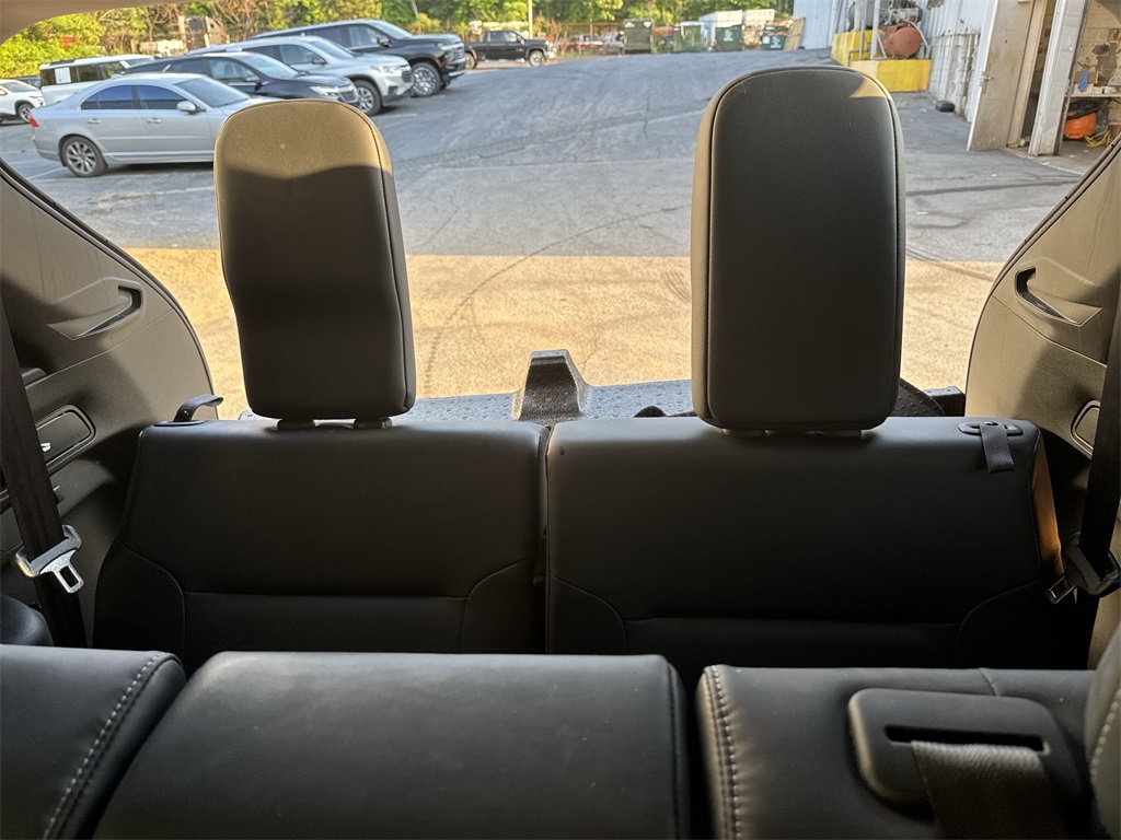 Vehicle image 29 of 36