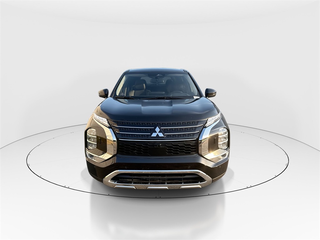 Vehicle image 2 of 36