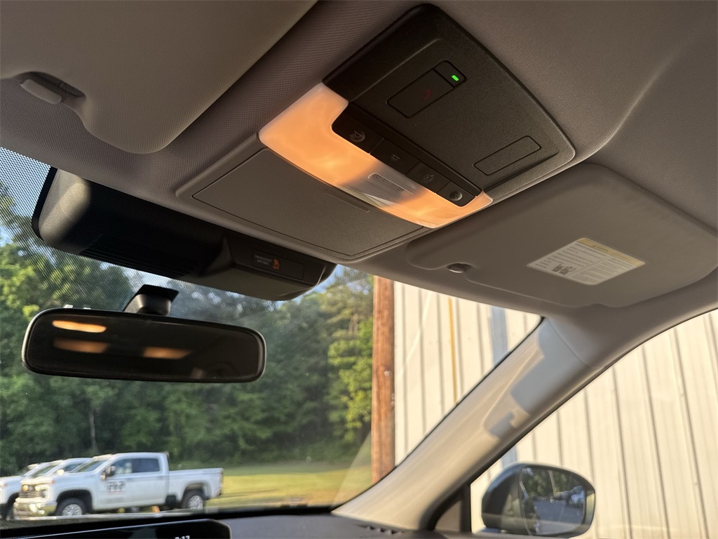Vehicle image 19 of 36