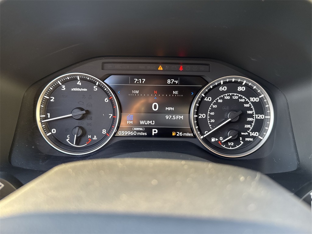 Vehicle image 20 of 36