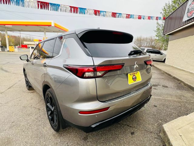 Vehicle image 5 of 19