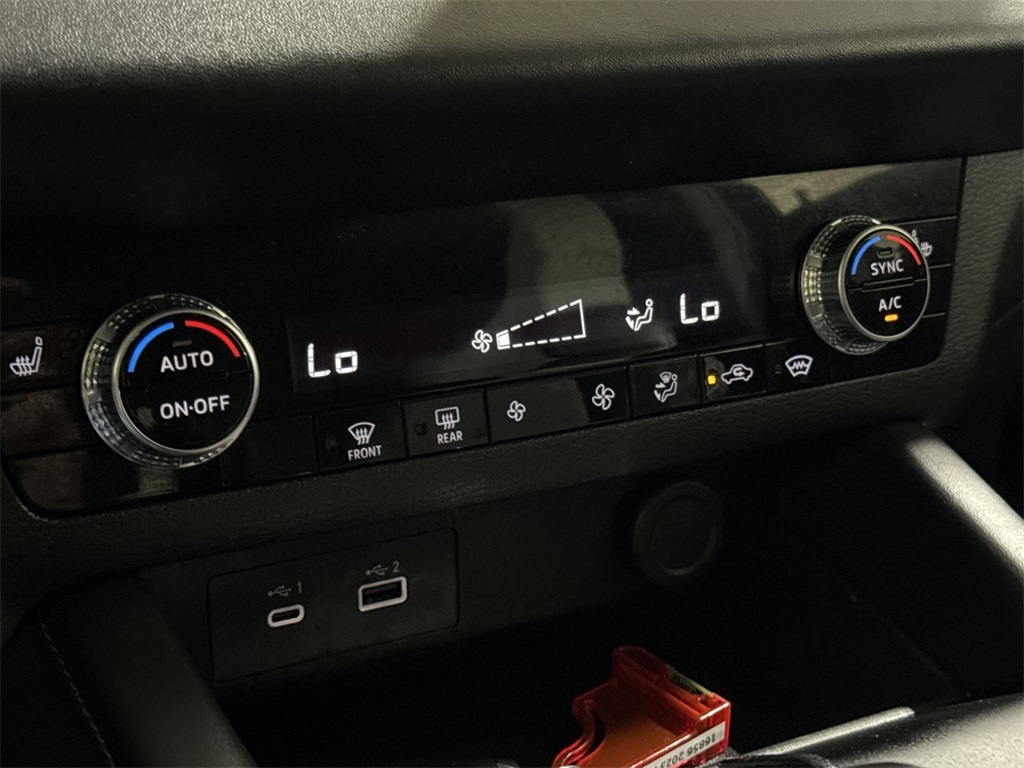 Vehicle image 28 of 28