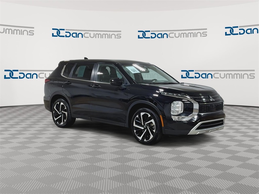 Vehicle image 4 of 28
