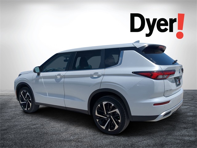 Vehicle image 7 of 34