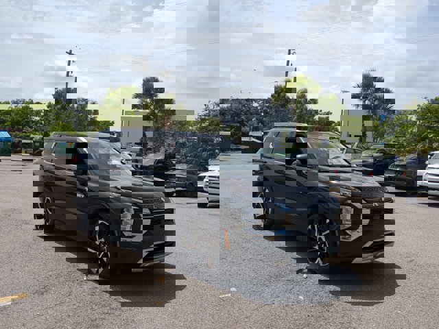 Vehicle image 3 of 35