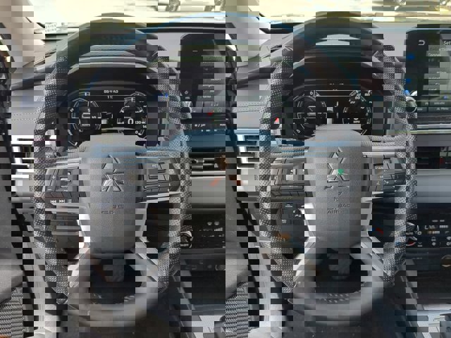 Vehicle image 31 of 35