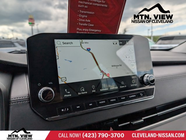 Vehicle image 16 of 26