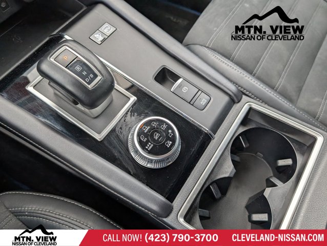 Vehicle image 20 of 26