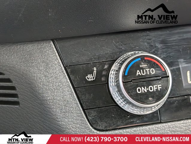 Vehicle image 19 of 26