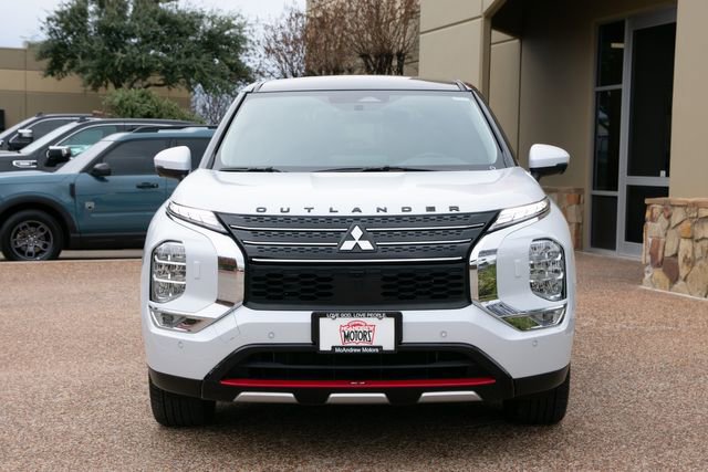 Vehicle image 3 of 49