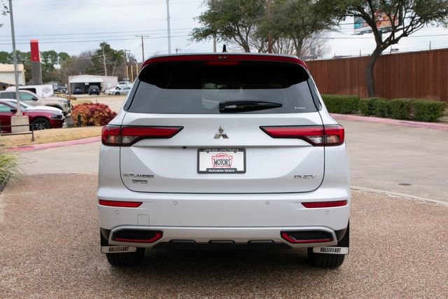 Vehicle image 10 of 49