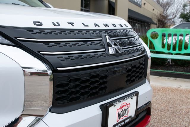 Vehicle image 13 of 49