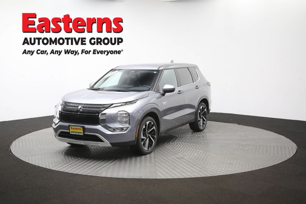 2023 Mitsubishi Outlander PHEV SE Image 1 of 67