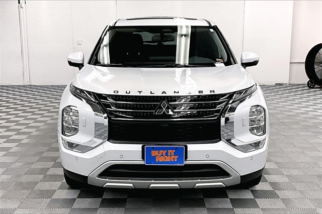 Vehicle image 2 of 36