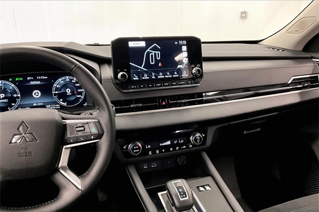 Vehicle image 31 of 36