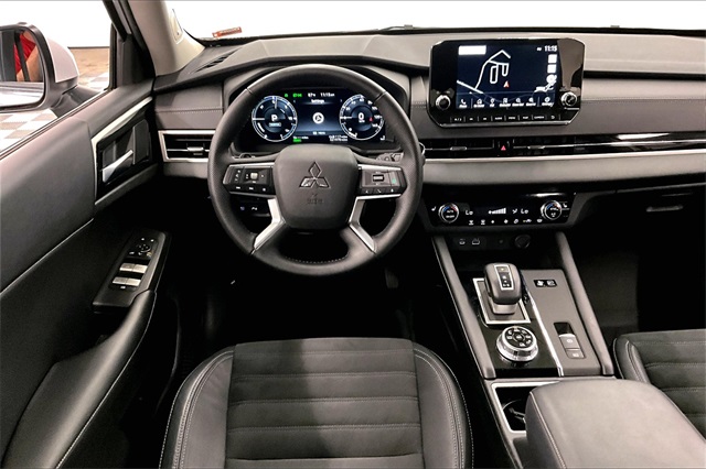 Vehicle image 15 of 36