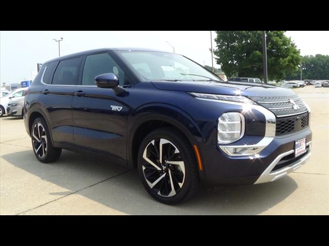 Vehicle image 3 of 38