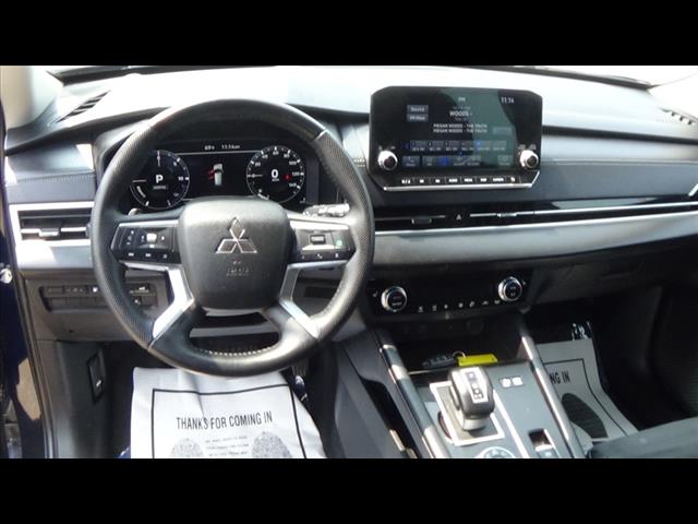 Vehicle image 13 of 38