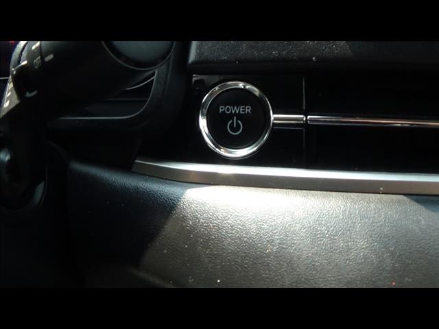 Vehicle image 28 of 38