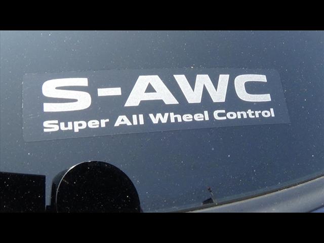 Vehicle image 10 of 38