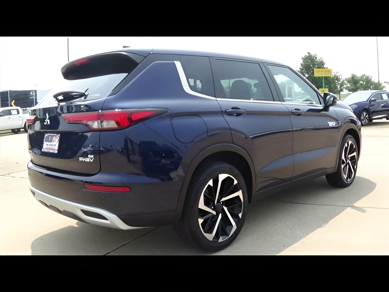 Vehicle image 36 of 38