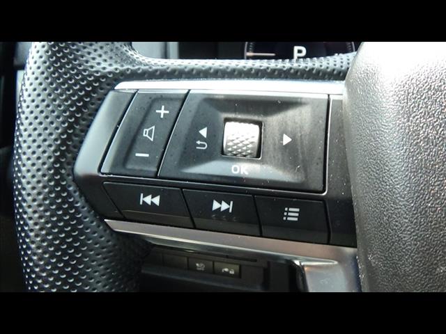 Vehicle image 20 of 38