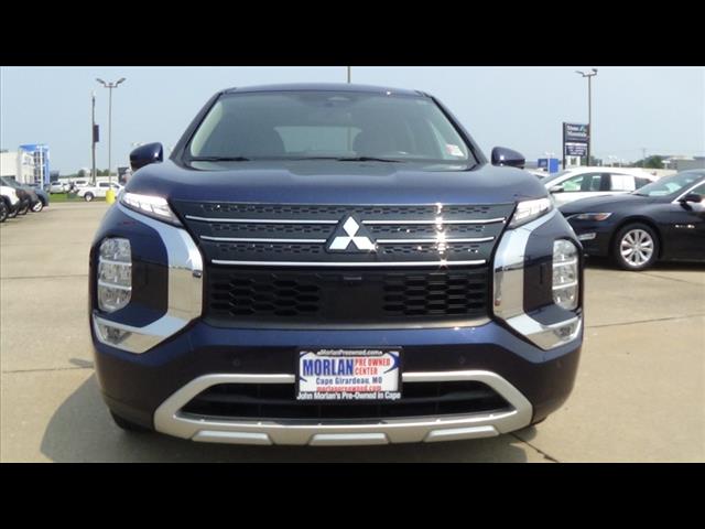 Vehicle image 2 of 38