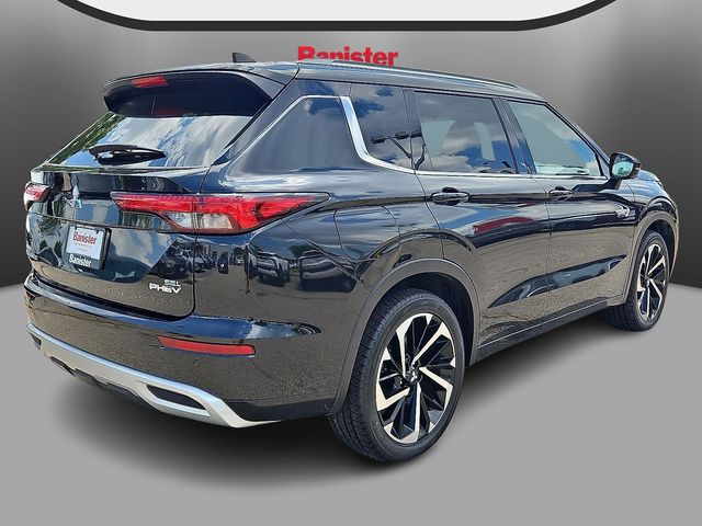 Vehicle image 4 of 32