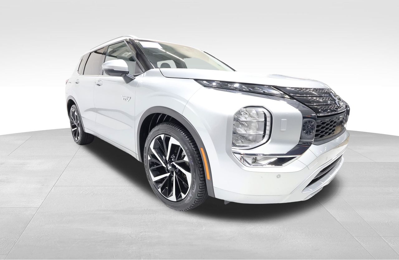 Vehicle image 3 of 33