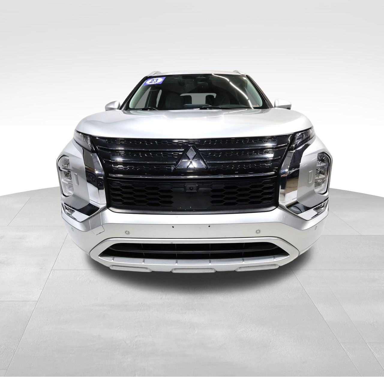 Vehicle image 2 of 33