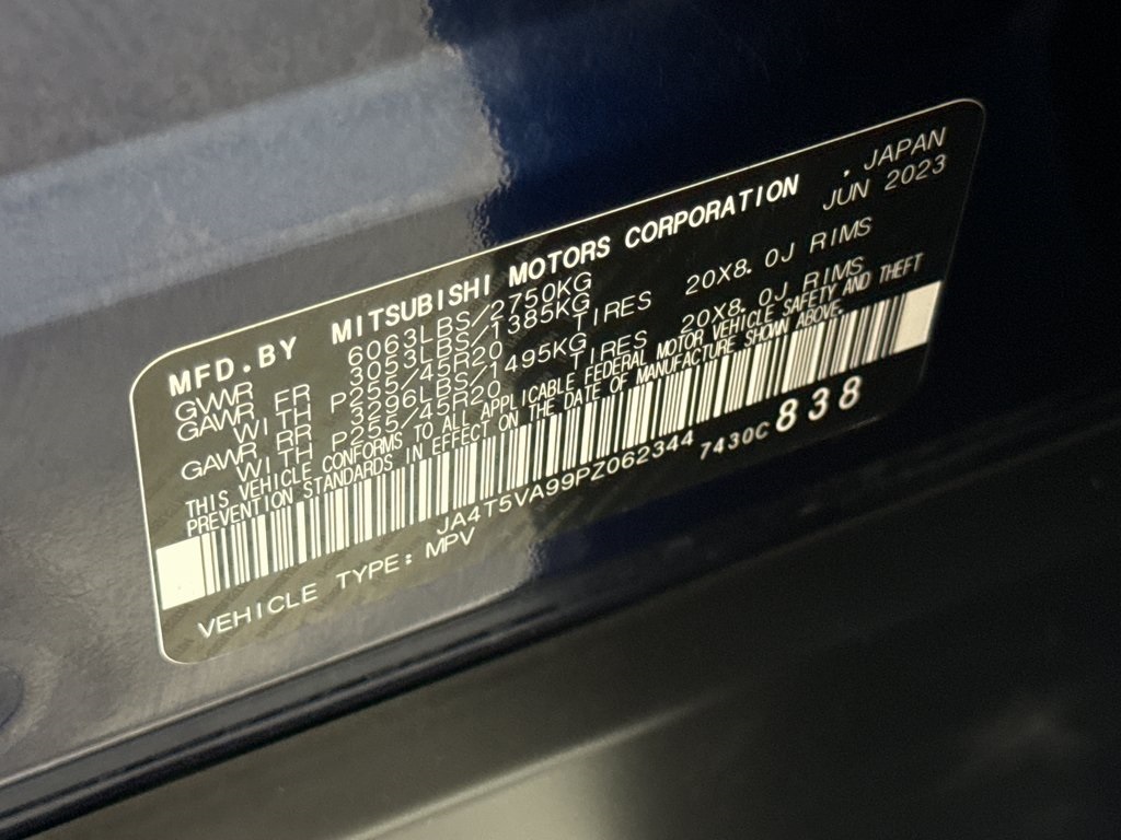 Vehicle image 37 of 47