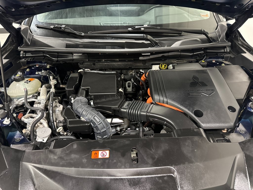 Vehicle image 7 of 47