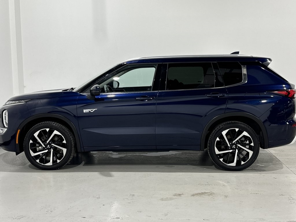 Vehicle image 6 of 47