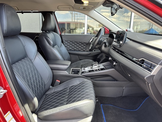 Vehicle image 48 of 51