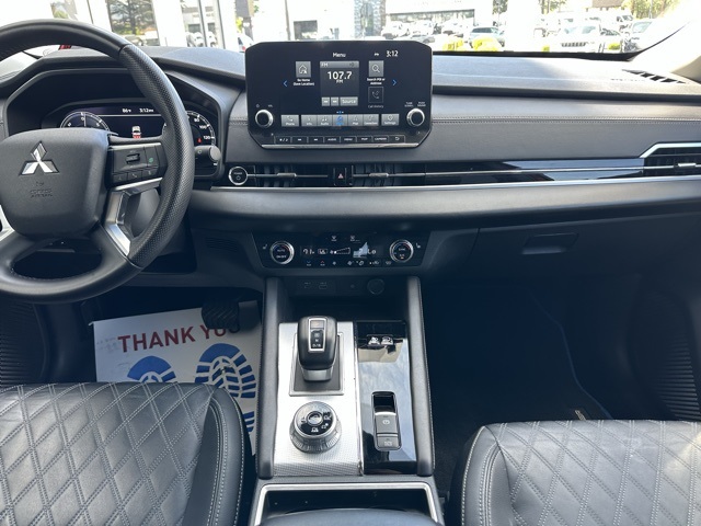 Vehicle image 22 of 51