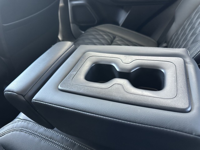Vehicle image 35 of 51