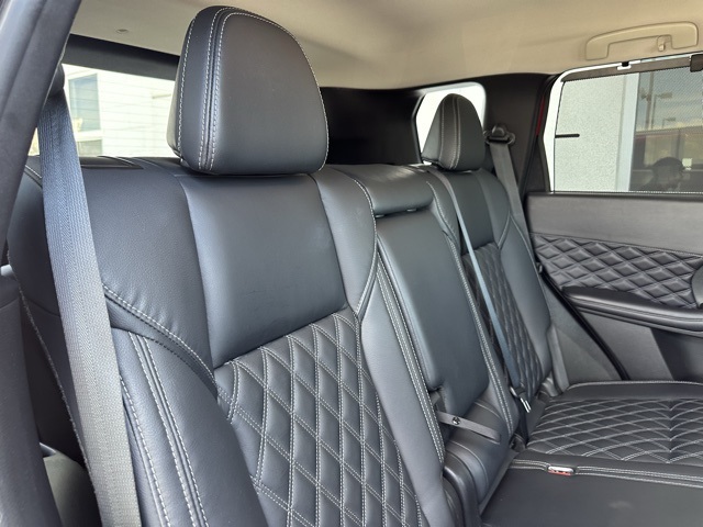 Vehicle image 42 of 51