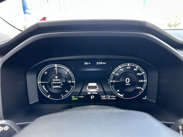 Vehicle image 21 of 51