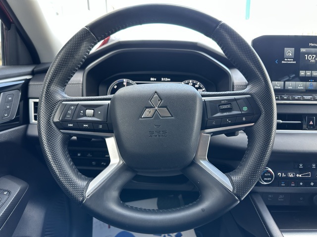 Vehicle image 18 of 51