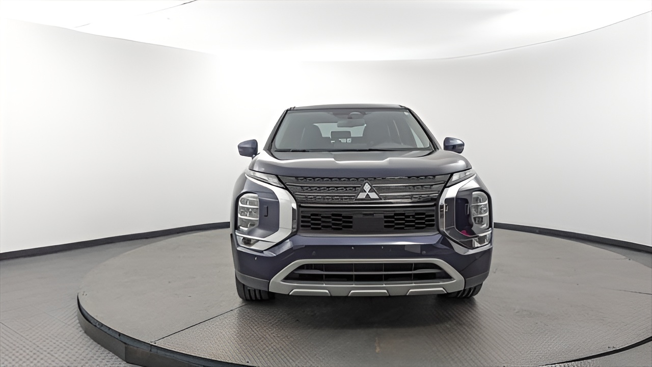 Vehicle image 36 of 42