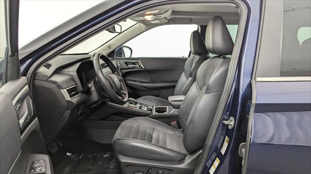 Vehicle image 15 of 42