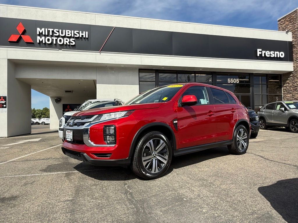2023 Mitsubishi Outlander Sport ES Image 3 of 33
