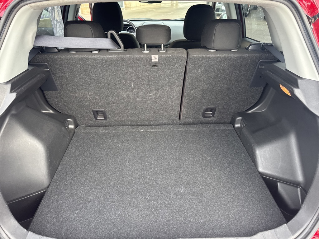 Vehicle image 19 of 22