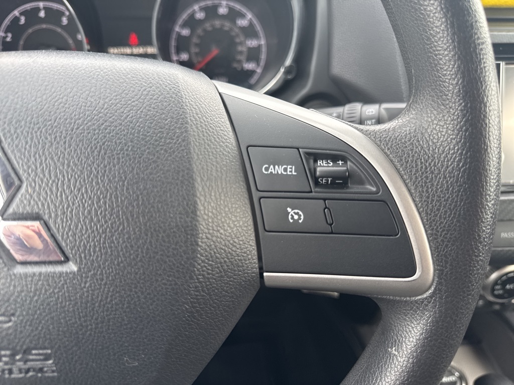 Vehicle image 12 of 22