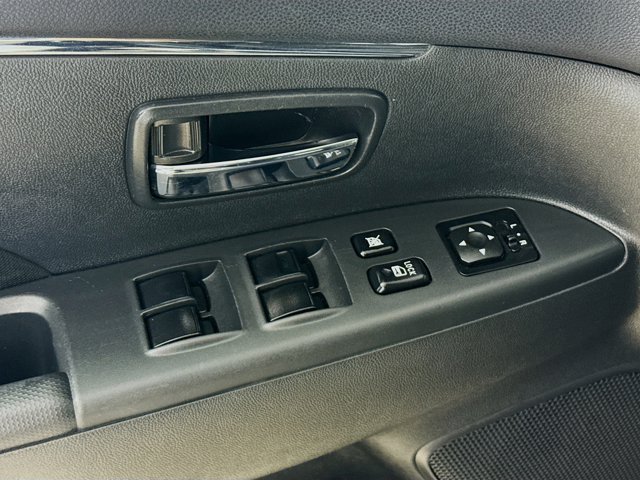Vehicle image 20 of 41