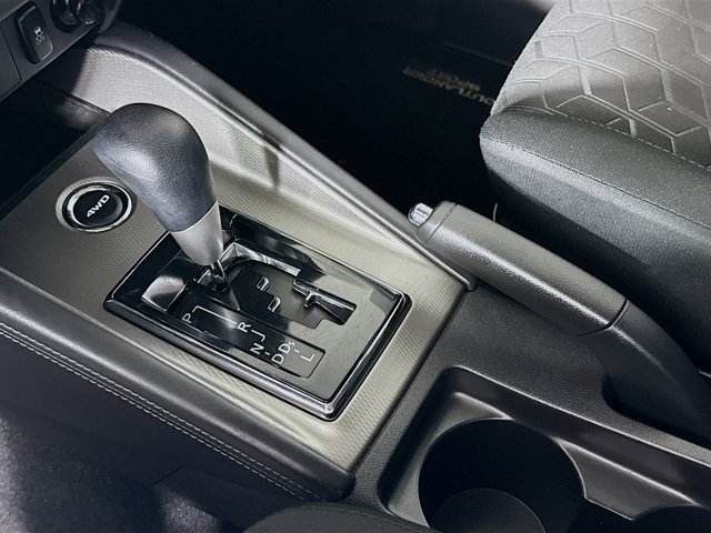 Vehicle image 19 of 41