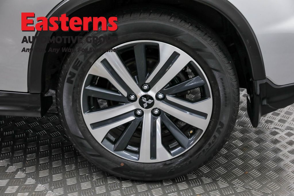 2023 Mitsubishi Outlander Sport ES Image 39 of 63