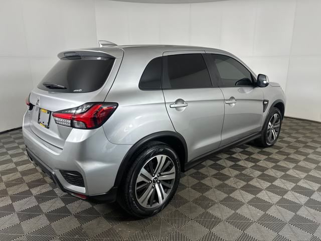 Vehicle image 5 of 27