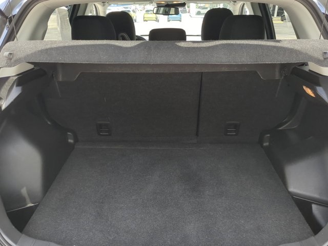 Vehicle image 13 of 26
